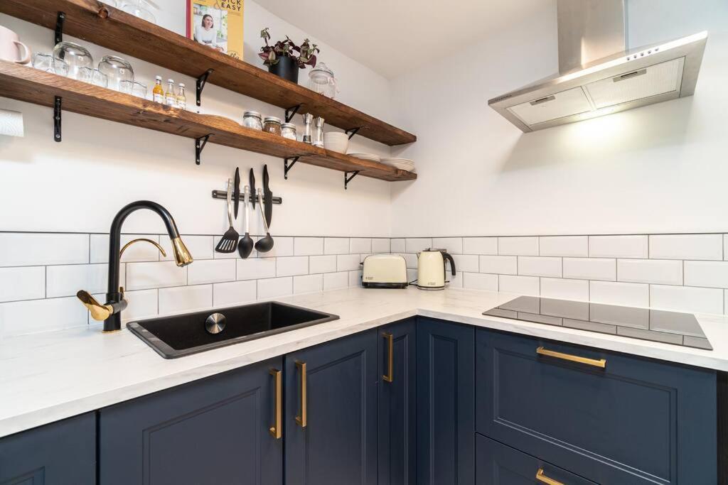 Stylish City Pad With Free Private Parking Glasgow Luaran gambar